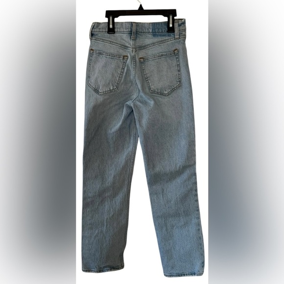 Abercrombie & Fitch The 90s straight ultra high rise size 26/2s - Picture 2 of 5